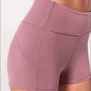 Lululemon - In movement shorts